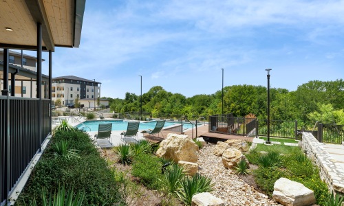 Cadena at The Falls Pool